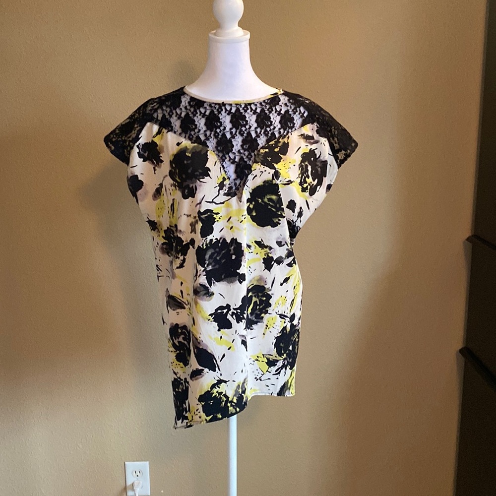 Nice Black lacey blouse on white/yellow/black prints from Asos curve